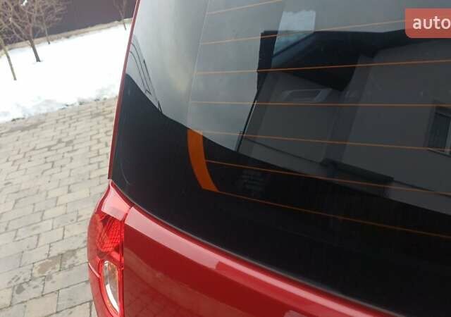 Красный Мицубиси Кольт, объемом двигателя 1.33 л и пробегом 132 тыс. км за 5890 $, фото 12 на Automoto.ua