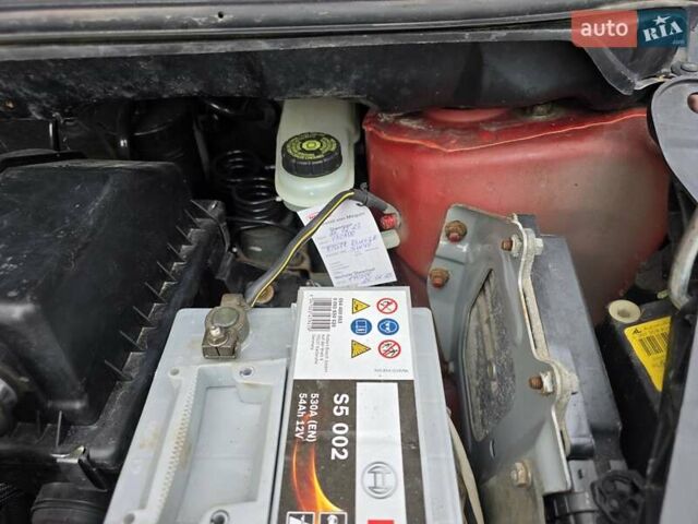 Красный Мицубиси Кольт, объемом двигателя 1.3 л и пробегом 134 тыс. км за 4500 $, фото 3 на Automoto.ua