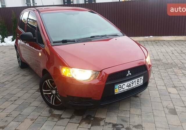 Красный Мицубиси Кольт, объемом двигателя 1.33 л и пробегом 132 тыс. км за 5890 $, фото 7 на Automoto.ua