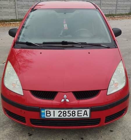 Червоний Міцубісі Кольт, об'ємом двигуна 1.33 л та пробігом 210 тис. км за 4500 $, фото 9 на Automoto.ua