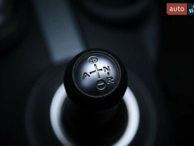 Червоний Міцубісі Кольт, об'ємом двигуна 1.3 л та пробігом 20 тис. км за 7400 $, фото 16 на Automoto.ua