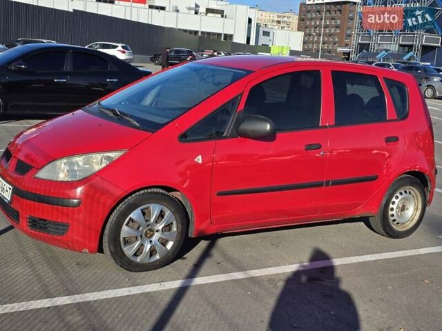 Міцубісі Кольт 2008 у Києві на Automoto.ua Червоний Міцубісі Кольт, об'ємом двигуна 1.33 л та пробігом 211 тис. км за 5000 $, фото 4 на Automoto.ua