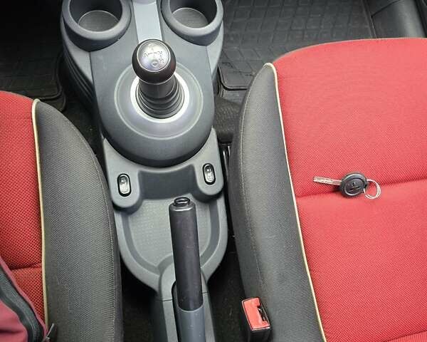 Красный Мицубиси Кольт, объемом двигателя 1.3 л и пробегом 134 тыс. км за 4500 $, фото 11 на Automoto.ua