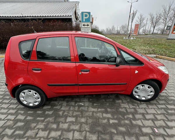 Красный Мицубиси Кольт, объемом двигателя 1.3 л и пробегом 90 тыс. км за 5400 $, фото 6 на Automoto.ua