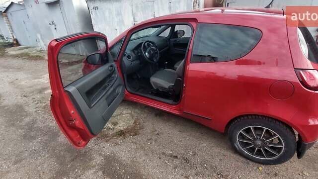 Червоний Міцубісі Кольт, об'ємом двигуна 1.33 л та пробігом 118 тис. км за 5500 $, фото 5 на Automoto.ua