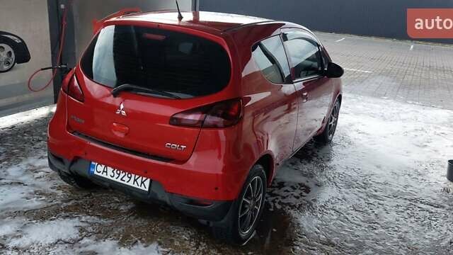 Червоний Міцубісі Кольт, об'ємом двигуна 1.33 л та пробігом 118 тис. км за 5500 $, фото 2 на Automoto.ua