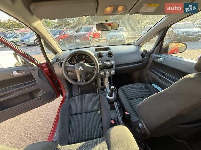 Красный Мицубиси Кольт, объемом двигателя 1.3 л и пробегом 168 тыс. км за 4999 $, фото 11 на Automoto.ua