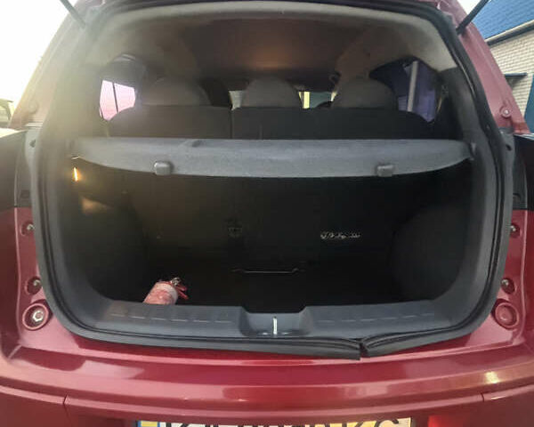 Красный Мицубиси Кольт, объемом двигателя 1.33 л и пробегом 266 тыс. км за 4300 $, фото 19 на Automoto.ua