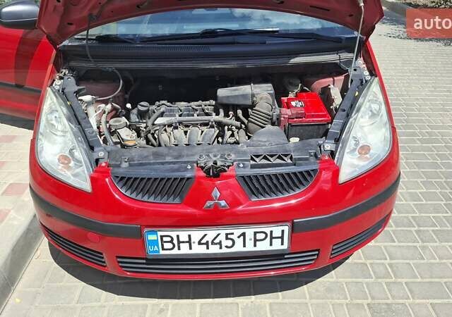Красный Мицубиси Кольт, объемом двигателя 1.33 л и пробегом 207 тыс. км за 4300 $, фото 12 на Automoto.ua