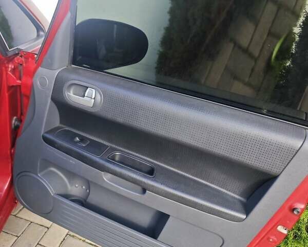 Червоний Міцубісі Кольт, об'ємом двигуна 1.33 л та пробігом 311 тис. км за 4800 $, фото 16 на Automoto.ua
