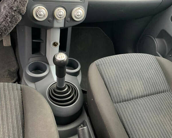 Красный Мицубиси Кольт, объемом двигателя 1.1 л и пробегом 125 тыс. км за 5000 $, фото 10 на Automoto.ua