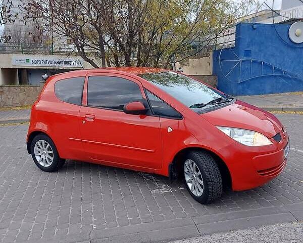 Красный Мицубиси Кольт, объемом двигателя 1.3 л и пробегом 19 тыс. км за 7500 $, фото 1 на Automoto.ua