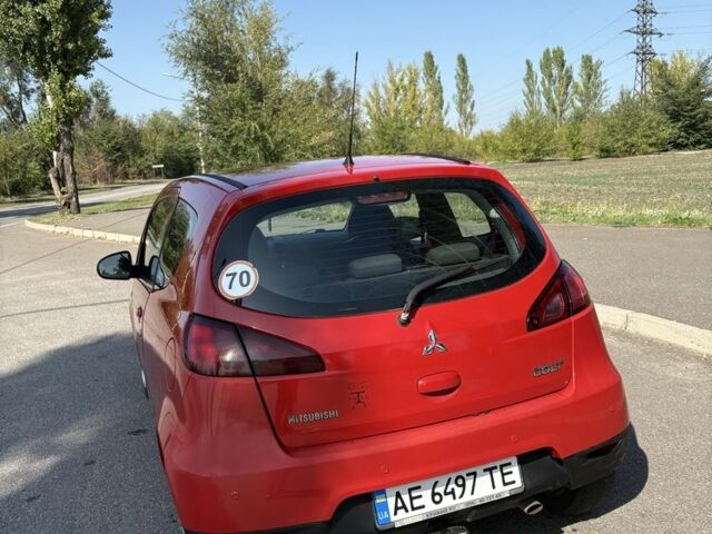 Червоний Міцубісі Кольт, об'ємом двигуна 1.3 л та пробігом 172 тис. км за 4800 $, фото 8 на Automoto.ua