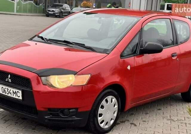 Червоний Міцубісі Кольт, об'ємом двигуна 1.2 л та пробігом 120 тис. км за 3850 $, фото 7 на Automoto.ua
