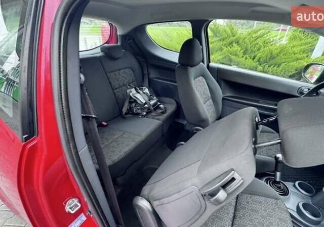 Червоний Міцубісі Кольт, об'ємом двигуна 1.2 л та пробігом 120 тис. км за 3850 $, фото 11 на Automoto.ua