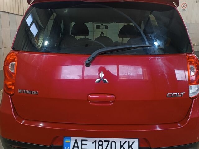 Червоний Міцубісі Кольт, об'ємом двигуна 1.3 л та пробігом 130 тис. км за 5300 $, фото 1 на Automoto.ua
