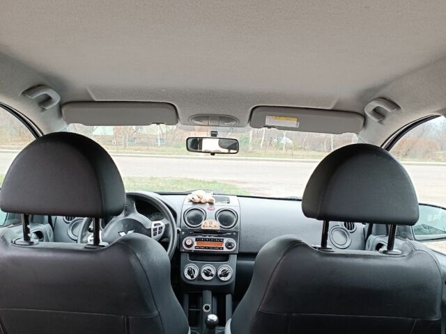 Червоний Міцубісі Кольт, об'ємом двигуна 1.3 л та пробігом 130 тис. км за 5300 $, фото 7 на Automoto.ua