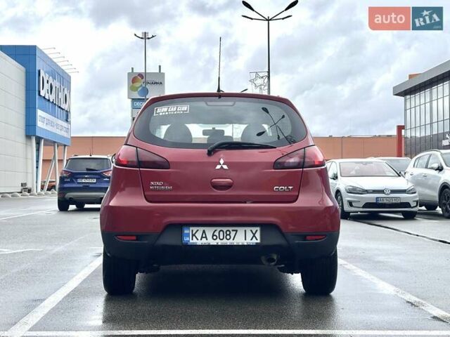 Красный Мицубиси Кольт, объемом двигателя 1.33 л и пробегом 110 тыс. км за 4700 $, фото 6 на Automoto.ua