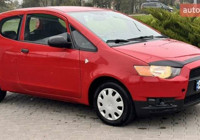 Червоний Міцубісі Кольт, об'ємом двигуна 1.2 л та пробігом 120 тис. км за 3850 $, фото 3 на Automoto.ua