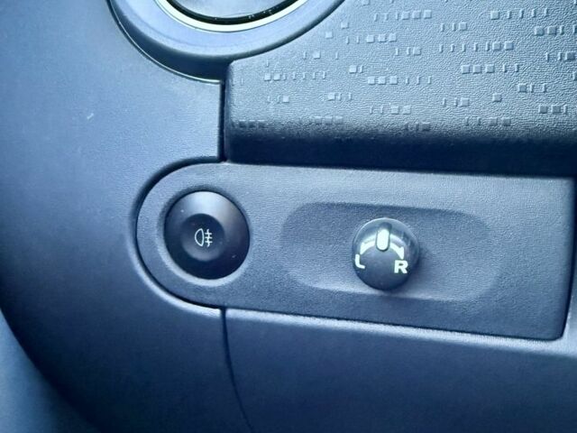 Червоний Міцубісі Кольт, об'ємом двигуна 1.3 л та пробігом 269 тис. км за 5500 $, фото 22 на Automoto.ua