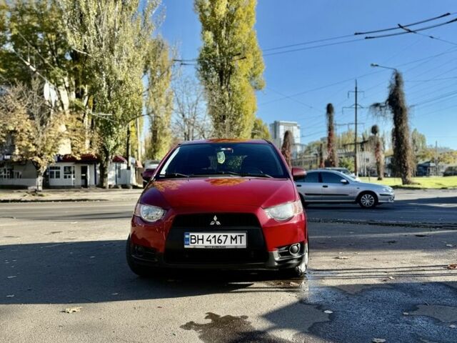 Червоний Міцубісі Кольт, об'ємом двигуна 1.3 л та пробігом 269 тис. км за 5500 $, фото 1 на Automoto.ua