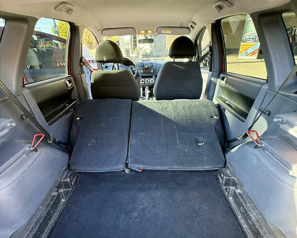 Червоний Міцубісі Кольт, об'ємом двигуна 1.33 л та пробігом 269 тис. км за 5500 $, фото 13 на Automoto.ua