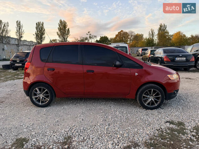 Червоний Міцубісі Кольт, об'ємом двигуна 1.33 л та пробігом 202 тис. км за 5999 $, фото 7 на Automoto.ua