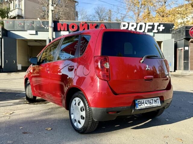 Червоний Міцубісі Кольт, об'ємом двигуна 1.3 л та пробігом 269 тис. км за 5500 $, фото 6 на Automoto.ua