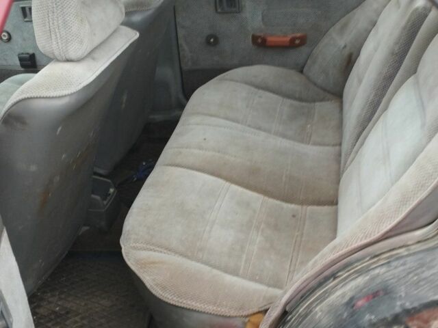 Красный Мицубиси Кольт, объемом двигателя 1.5 л и пробегом 12 тыс. км за 310 $, фото 5 на Automoto.ua