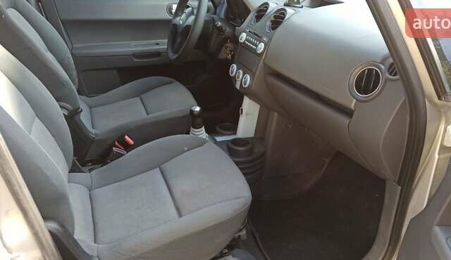 Міцубісі Кольт, об'ємом двигуна 1.3 л та пробігом 260 тис. км за 3900 $, фото 5 на Automoto.ua