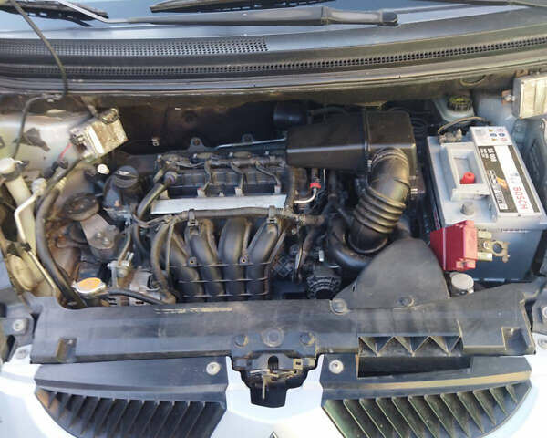 Мицубиси Кольт, объемом двигателя 1.5 л и пробегом 102 тыс. км за 5300 $, фото 9 на Automoto.ua