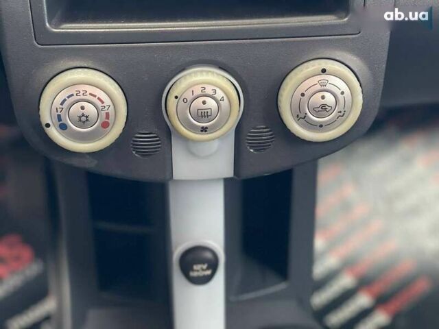 Міцубісі Кольт, об'ємом двигуна 1.3 л та пробігом 157 тис. км за 3990 $, фото 29 на Automoto.ua