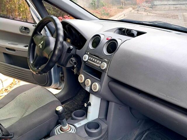 Мицубиси Кольт 2007 в Сумах на Automoto.ua Мицубиси Кольт, объемом двигателя 1.3 л и пробегом 240 тыс. км за 4500 $, фото 4 на Automoto.ua