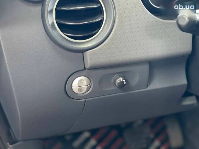 Міцубісі Кольт, об'ємом двигуна 1.3 л та пробігом 157 тис. км за 3990 $, фото 19 на Automoto.ua