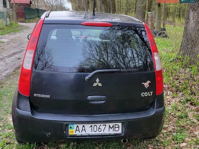 Мицубиси Кольт, объемом двигателя 1.3 л и пробегом 240 тыс. км за 3500 $, фото 4 на Automoto.ua