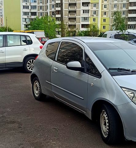 Мицубиси Кольт, объемом двигателя 1.3 л и пробегом 230 тыс. км за 2500 $, фото 3 на Automoto.ua