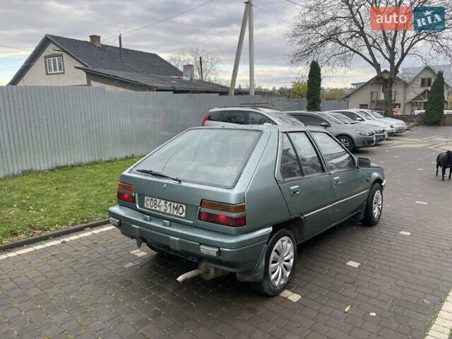 Міцубісі Кольт 1987 у Чернівцях на Automoto.ua Сірий Міцубісі Кольт, об'ємом двигуна 1.8 л та пробігом 232 тис. км за 600 $, фото 7 на Automoto.ua