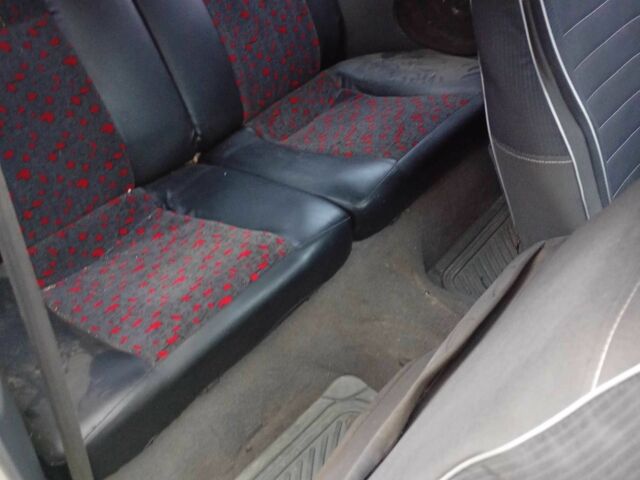 Сірий Міцубісі Кольт, об'ємом двигуна 1 л та пробігом 100 тис. км за 945 $, фото 5 на Automoto.ua