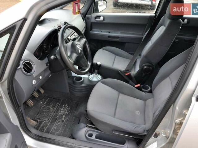 Міцубісі Кольт 2004 у Львові на Automoto.ua Сірий Міцубісі Кольт, об'ємом двигуна 1.3 л та пробігом 210 тис. км за 3500 $, фото 16 на Automoto.ua