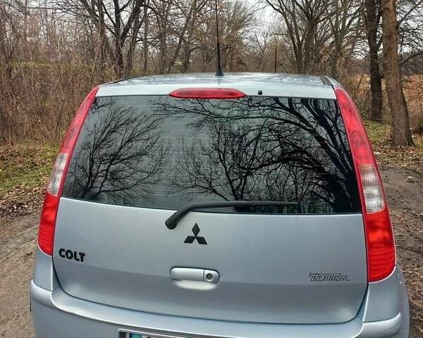 Серый Мицубиси Кольт, объемом двигателя 1.5 л и пробегом 179 тыс. км за 4700 $, фото 14 на Automoto.ua