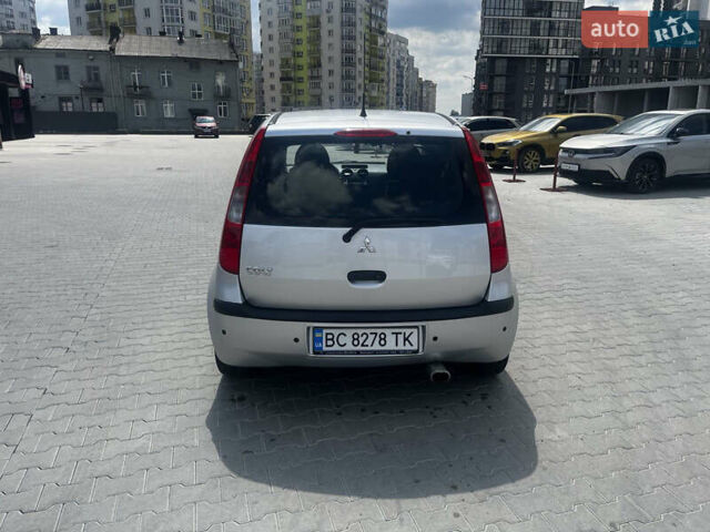 Сірий Міцубісі Кольт, об'ємом двигуна 1.3 л та пробігом 232 тис. км за 4000 $, фото 1 на Automoto.ua