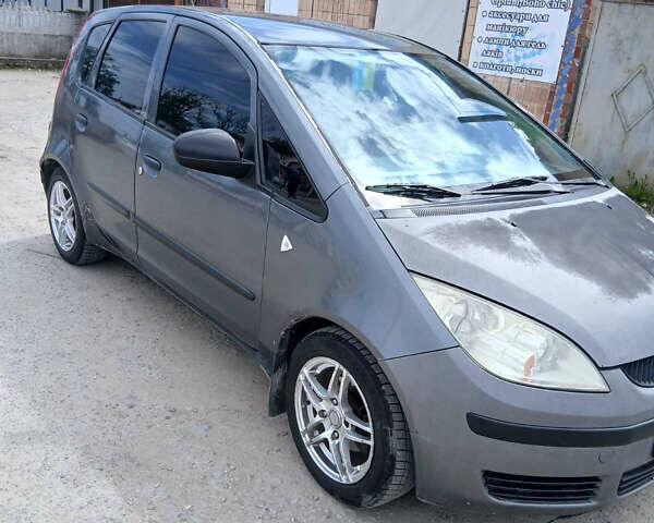 Сірий Міцубісі Кольт, об'ємом двигуна 1.33 л та пробігом 251 тис. км за 2600 $, фото 9 на Automoto.ua