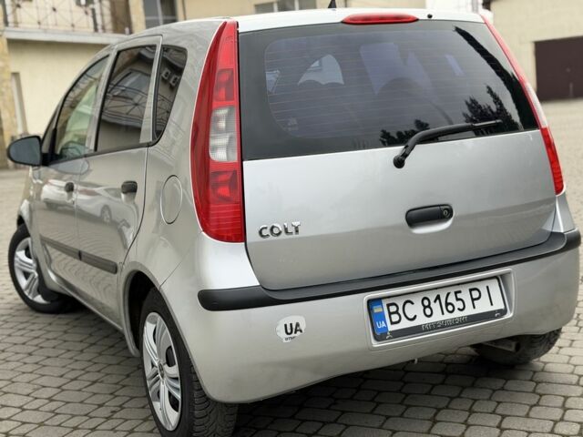 Сірий Міцубісі Кольт, об'ємом двигуна 1.3 л та пробігом 200 тис. км за 3550 $, фото 10 на Automoto.ua