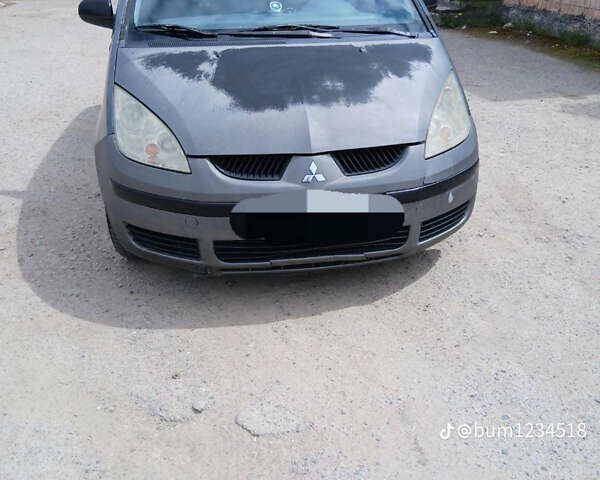 Сірий Міцубісі Кольт, об'ємом двигуна 1.33 л та пробігом 251 тис. км за 2600 $, фото 12 на Automoto.ua