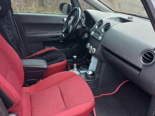 Серый Мицубиси Кольт, объемом двигателя 1.5 л и пробегом 179 тыс. км за 4700 $, фото 6 на Automoto.ua