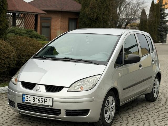 Сірий Міцубісі Кольт, об'ємом двигуна 1.3 л та пробігом 200 тис. км за 3550 $, фото 3 на Automoto.ua