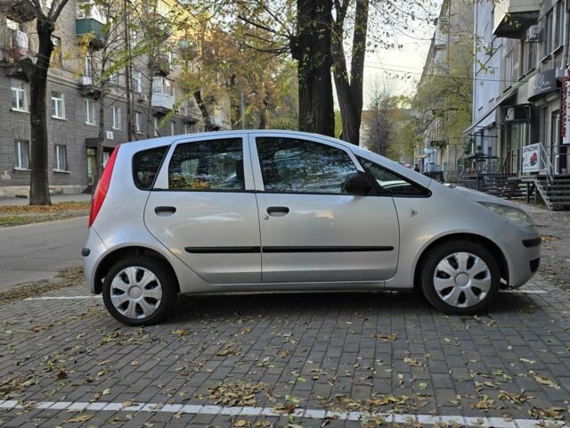 Міцубісі Кольт 2004 у Кам'янське (Дніпродзержинськ) на Automoto.ua Сірий Міцубісі Кольт, об'ємом двигуна 1.3 л та пробігом 170 тис. км за 4400 $, фото 3 на Automoto.ua