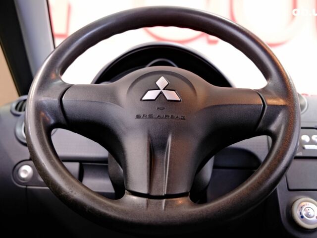 Серый Мицубиси Кольт, объемом двигателя 1.3 л и пробегом 156 тыс. км за 4400 $, фото 6 на Automoto.ua