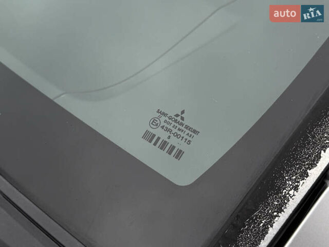 Серый Мицубиси Кольт, объемом двигателя 1.33 л и пробегом 129 тыс. км за 3950 $, фото 16 на Automoto.ua