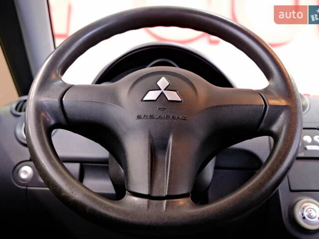 Сірий Міцубісі Кольт, об'ємом двигуна 1.3 л та пробігом 156 тис. км за 4400 $, фото 38 на Automoto.ua